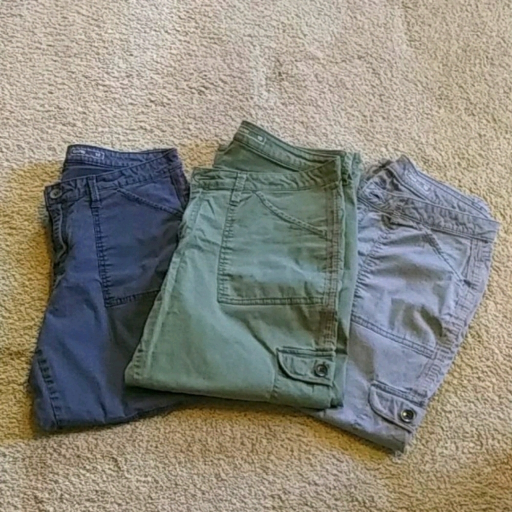 Sonoma Capris three pairs for 13